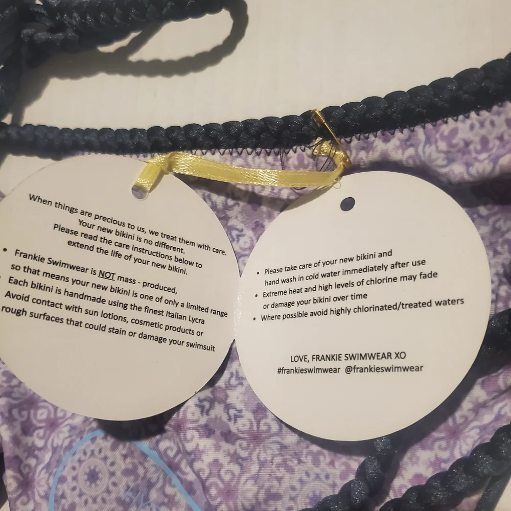 Frankies Bikinis nwt frankie